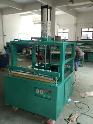 西安羽絨壓縮封口機(jī)廠家 濟(jì)南冠邦制造廠 781_被褥壓縮機(jī),枕頭真空包裝機(jī),羽絨真空包裝機(jī),真空包裝機(jī),壓縮封口機(jī)_供應(yīng)信息_中國(guó)包裝印刷產(chǎn)業(yè)網(wǎng)